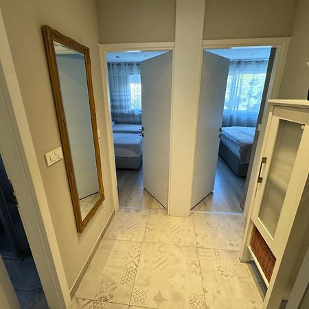 Apartment Astra With Private Parking سبليت المظهر الخارجي الصورة