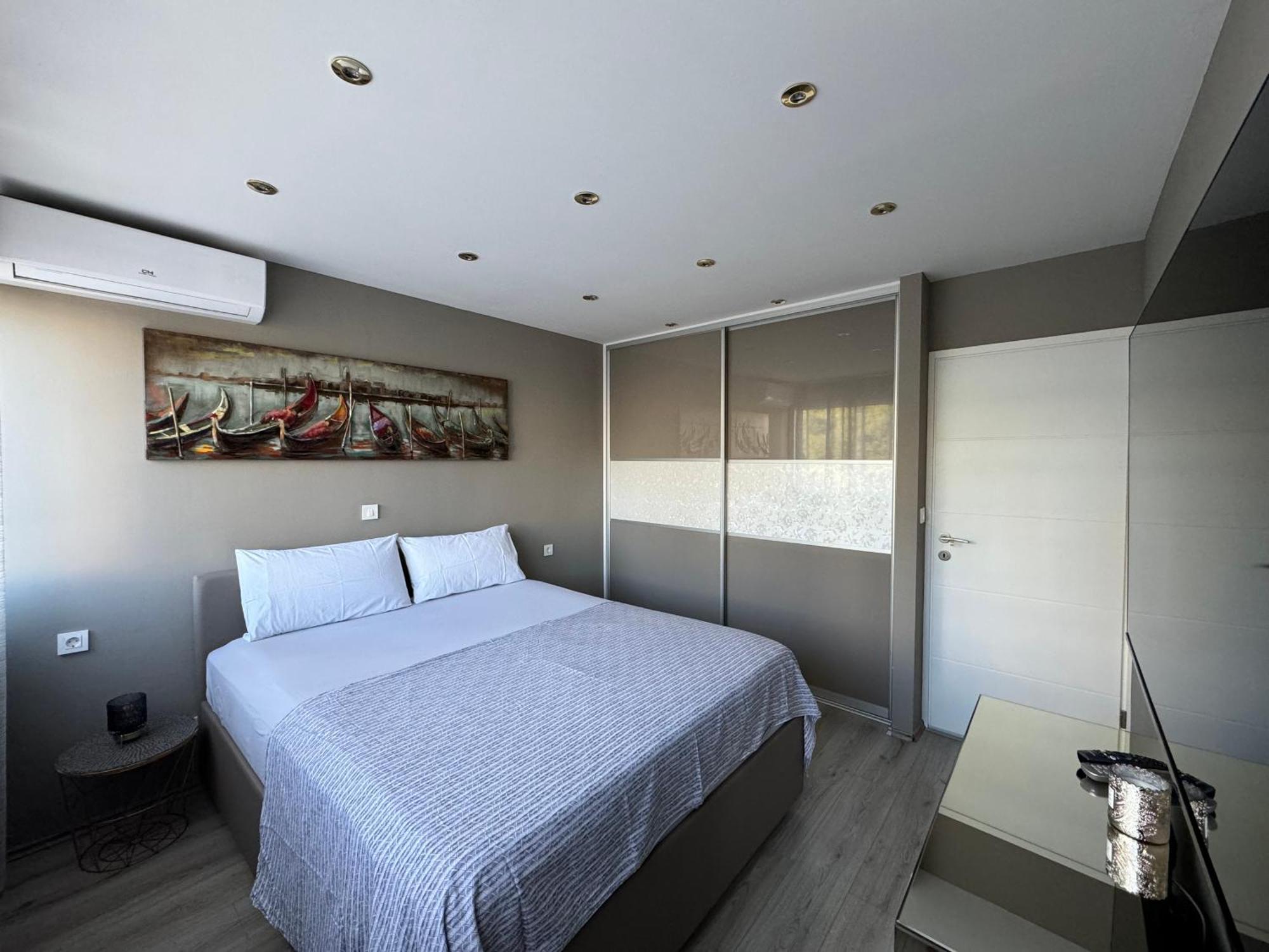Apartment Astra With Private Parking سبليت المظهر الخارجي الصورة